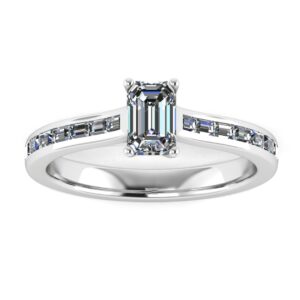 Timeless Emerald Shoulder Set Diamond Engagement Ring 18K Gold