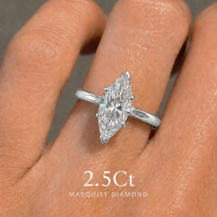 2.5ct Marquise Diamond Engagement ring,Platinum.