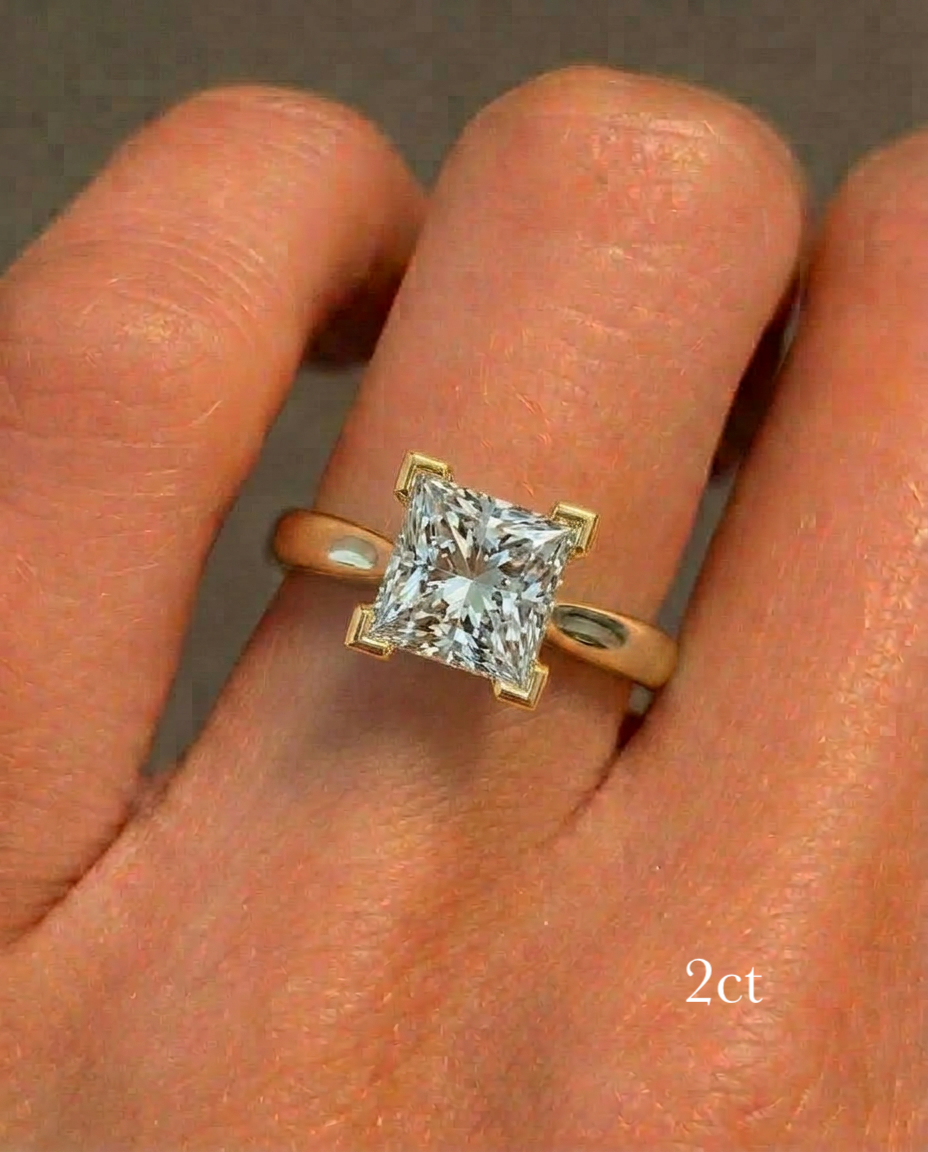 SSPC02YG200 LS1 Graceful 2ct Princess Solitaire Engagement Ring GOLD.